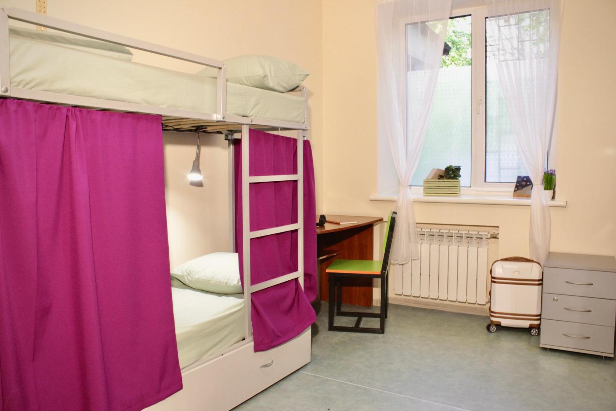Demeevsky Hostel Kiev Ngoại thất bức ảnh