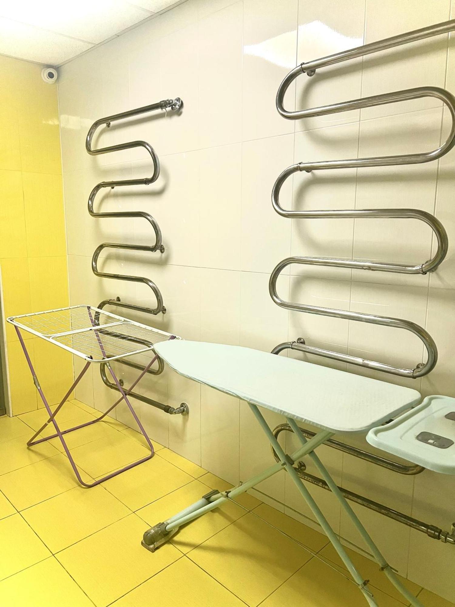 Demeevsky Hostel Kiev Ngoại thất bức ảnh