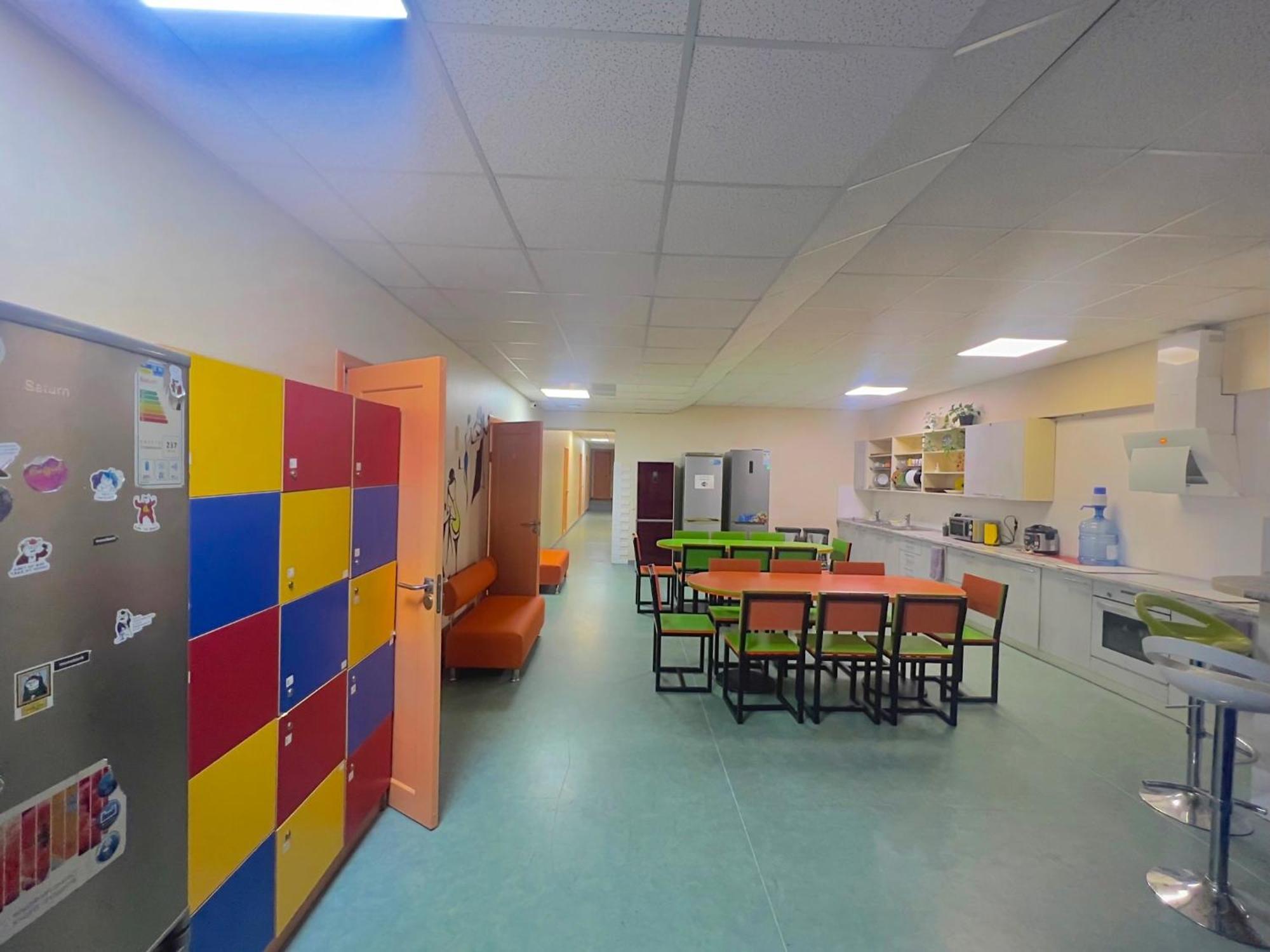 Demeevsky Hostel Kiev Ngoại thất bức ảnh