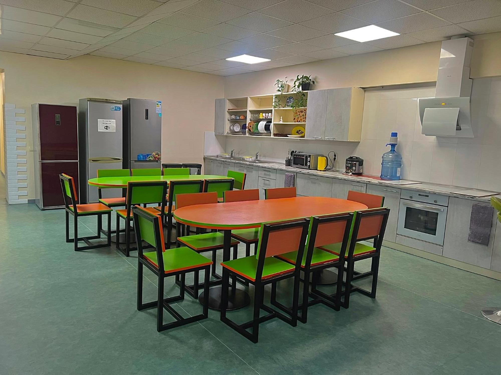 Demeevsky Hostel Kiev Ngoại thất bức ảnh